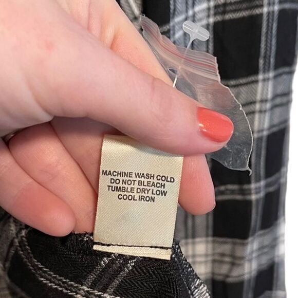 Willow & Clay- Woman Black/White Plaid Fringe Open Front Waterfall Cardigan, XL - Picture 12 of 14